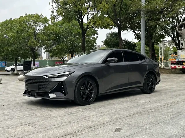 Changan UNI-V 2022 1.5T Sport Edition