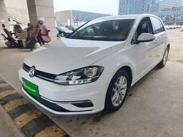 Volkswagen Golf 2018 1.6L Automatic Comfort