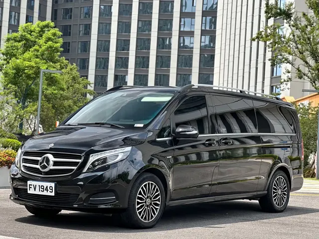 Mercedes-Benz V-Class 2018 V 260 L Premium Long Wheelbase Edition China VI