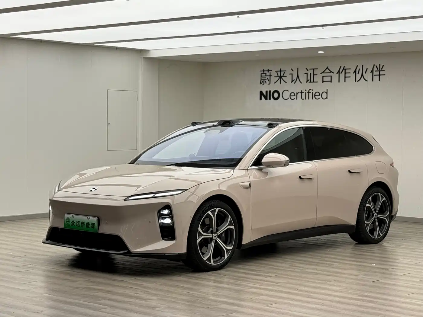 NIO ET5T 2025 75kWh Touring