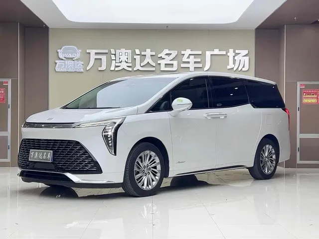 Buick Century 2023 2.0T 6-Seat World Edition