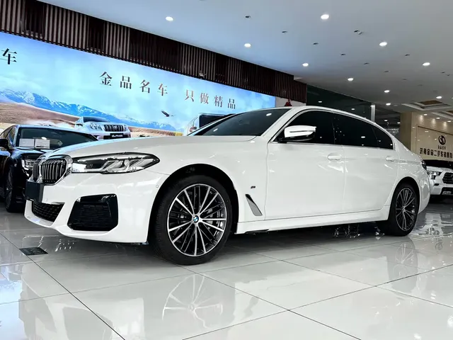 BMW 5 Series 2023 530Li Leading M Sport Package