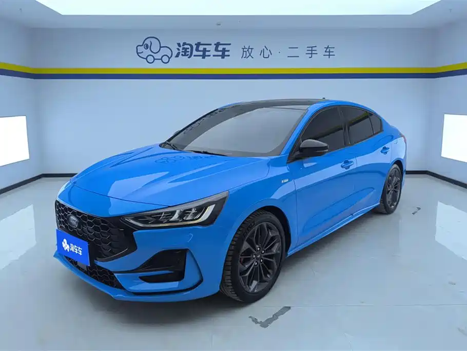 Ford Focus 2022 Sedan EcoBoost 180 Automatic ST Line