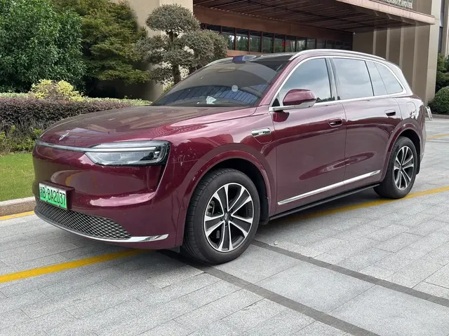 AITO Wenjie AITO M7, 2025