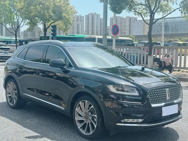 Lincoln Nautilus 2022 2.7T 4WD Elegance Edition