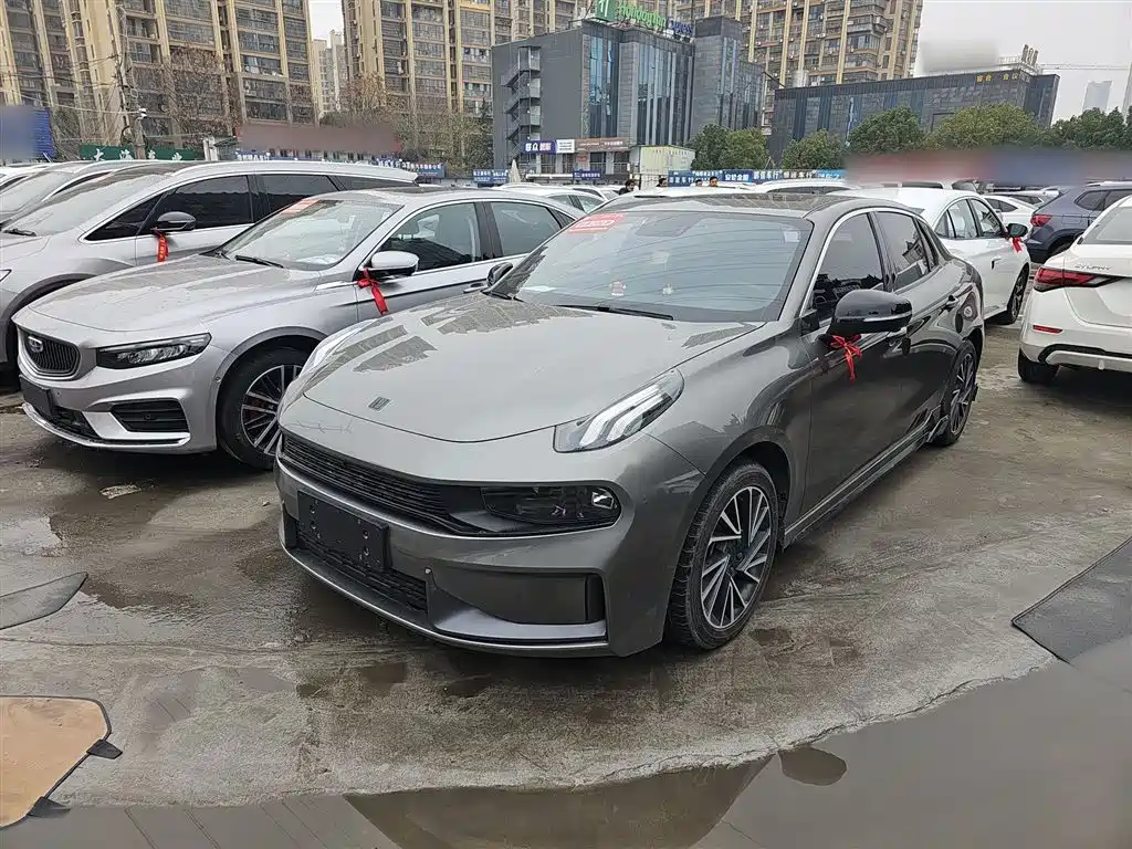 Lynk & Co 03 2021 2.0TD Auto Jin Plus
