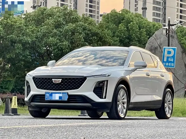 Cadillac GT4 2023 25T Trend Edition