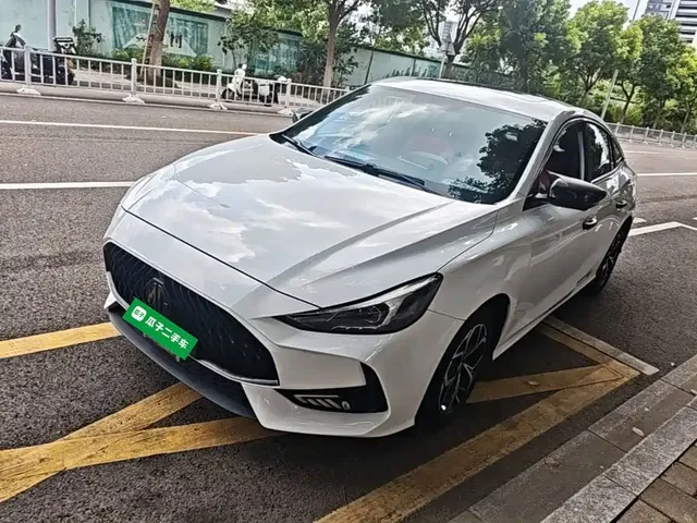MG 5 2021 Facelift 180DVVT CVT Youth Luxury Edition