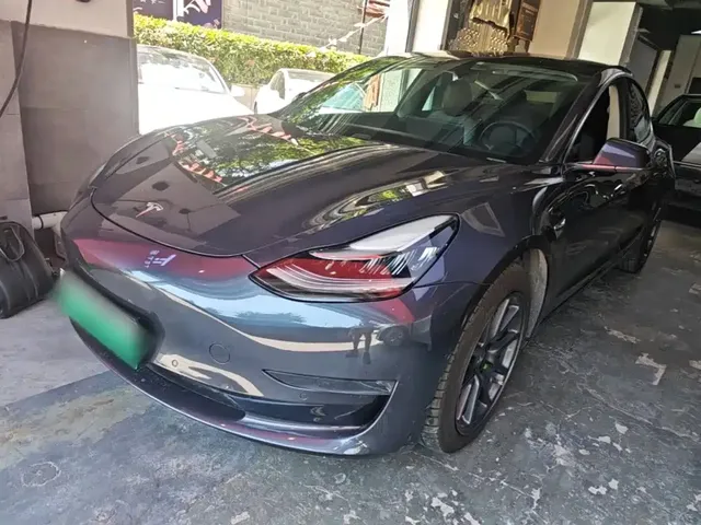 Tesla Model 3 (Import) 2019 Long Range All-Wheel Drive Edition