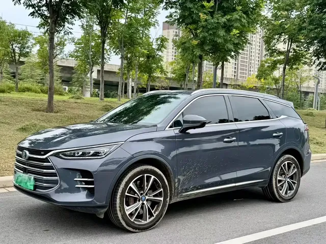 BYD Tang New Energy 2018 DM 2.0T Full-time 4WD Smart Connect Creation Edition 5-seater China V