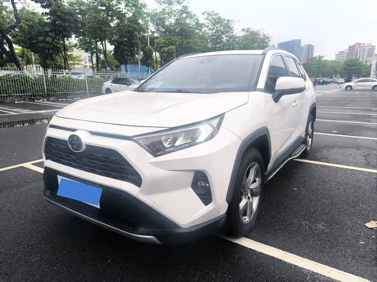 Toyota RAV4 Rongfang 2020 2.0L CVT 2WD Fashion PLUS