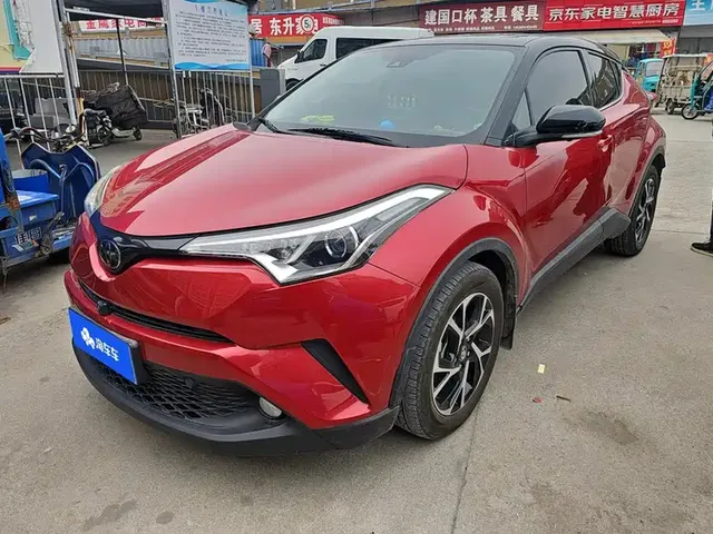 Toyota C-HR 2018 2.0L Leading Sunroof Edition China VI