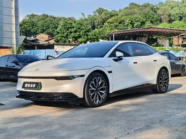 ZEEKR 007 2024 RWD Enhanced 75kWh
