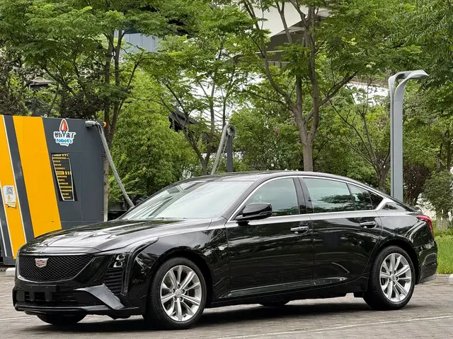 Cadillac CT5 2024 28T Luxury Model Pro