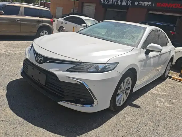 Toyota Camry 2021 2.0G Luxury Edition