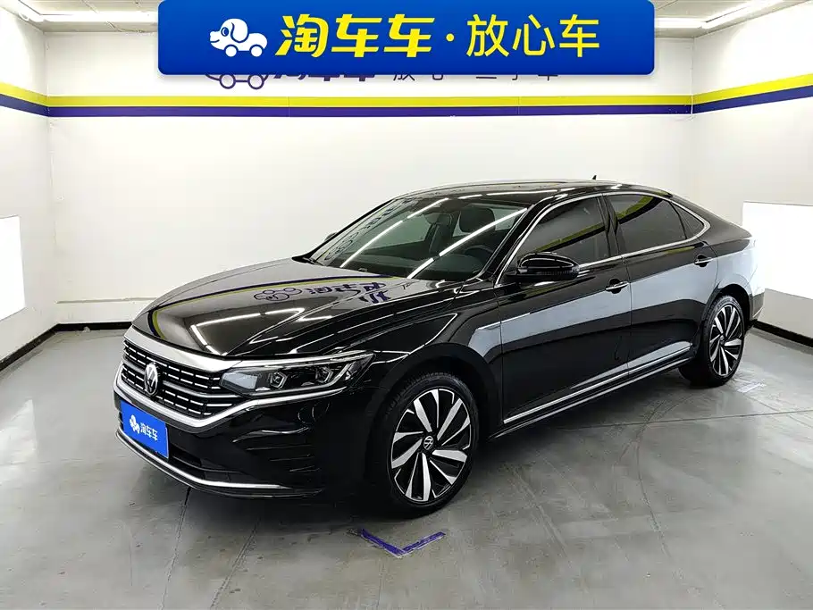 Volkswagen Passat 2022 330TSI Luxury Edition