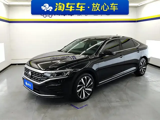 Volkswagen Passat 2022 330TSI Luxury Edition