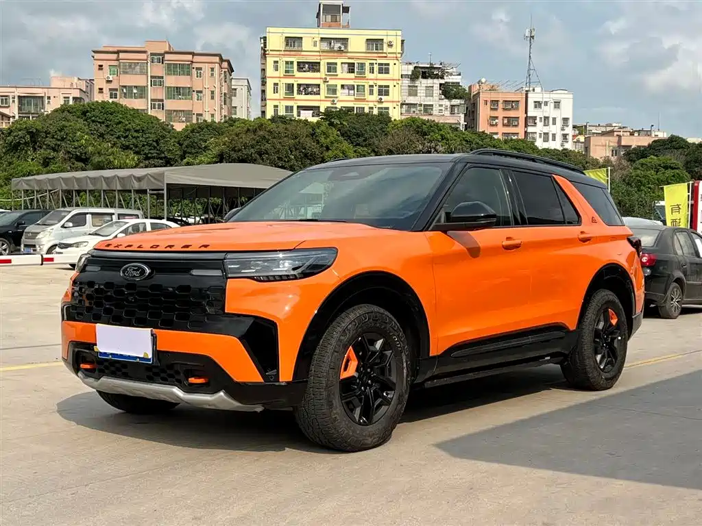 Ford Explorer 2024 2.3T EcoBoost Kunlun Summit Edition 6-seater