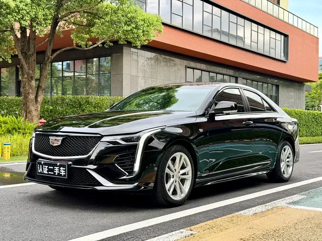 Cadillac CT4 2022 28T Fashion Style