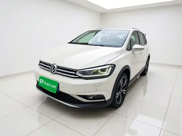 Volkswagen Touran 2021 Touran L 280TSI DSG Cross Edition 6-seater