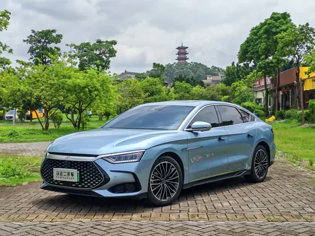 BYD Han 2024 Model DM-i Glory Edition 121KM Premium Type