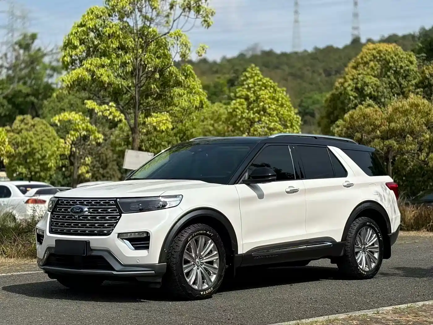 Ford Explorer 2020 EcoBoost 285 AWD Titanium Edition 7-Seater