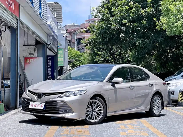 Toyota Camry 2019 2.5G Luxury Edition China VI