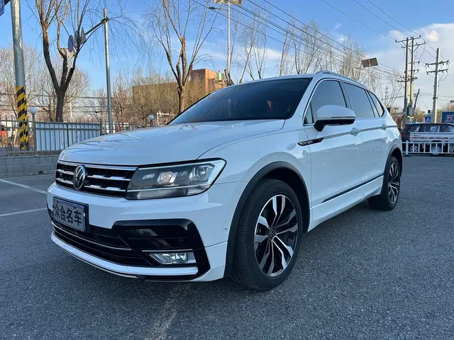 Volkswagen Tiguan L 2021 330TSI Automatic 2WD R-Line Premium