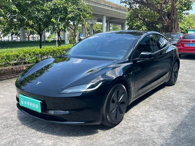 Tesla Model 3 2023 Rear-Wheel Drive