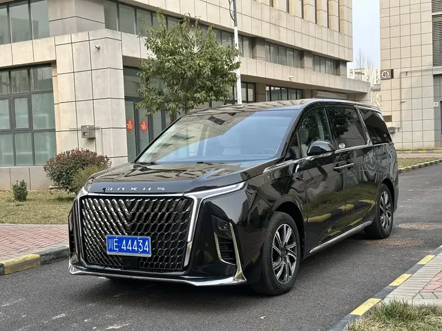 SAIC Maxus G90 2023 2.0T Interstellar Flagship Edition