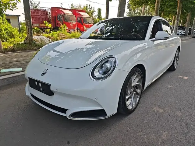 Ora Lightning Cat 2022 555km Premium Edition