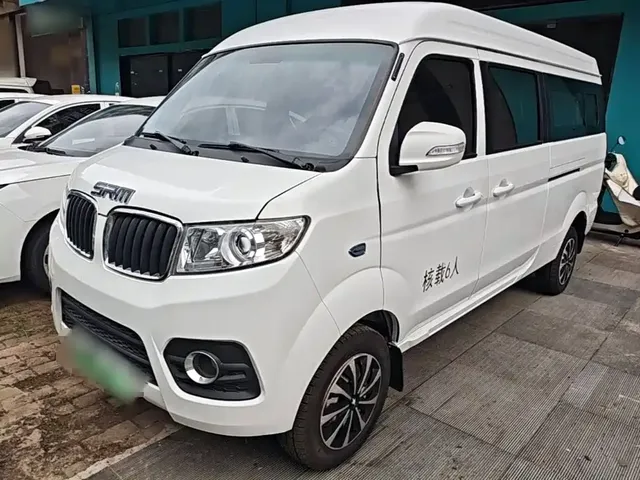 SRM Xinyuan New Energy Hiace EV 2021 Standard