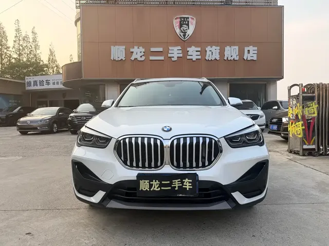BMW X1 2022 sDrive25Li Leading