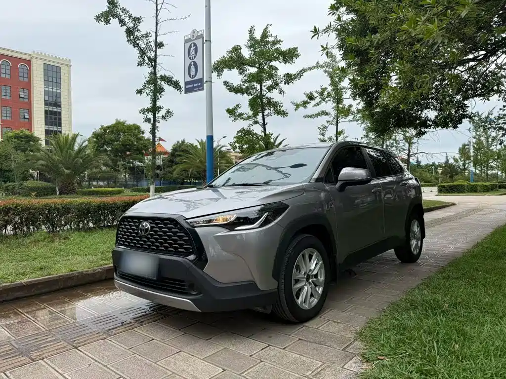 Toyota Corolla Cross 2024 Model 2.0L Pioneer Edition
