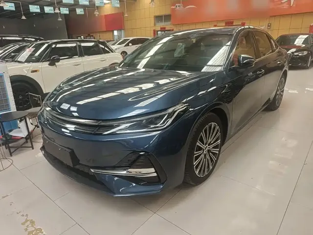 Geely Galaxy A7 2025 EM-i