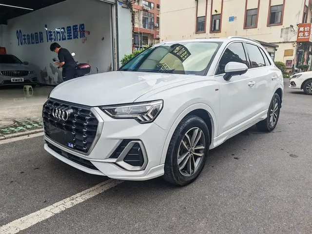 Audi Q3 2021 35 TFSI Progressive Sport