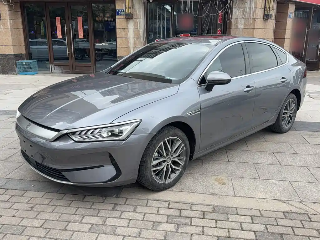 BYD Qin PLUS 2021 EV 400KM Luxury Model