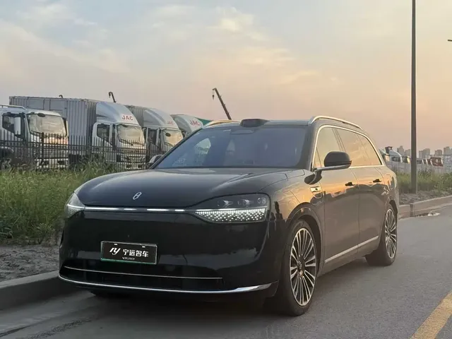 AITO Wenjie AITO M9 2024 Extended Range Ultra 42kWh 6-Seater