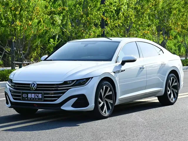 Volkswagen FAW-Volkswagen CC 2023 330TSI Dazzle Edition