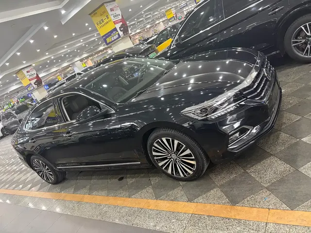 Volkswagen Passat 2019 330TSI Luxury Edition China VI