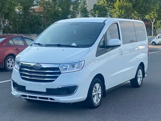 JAC Refine M3 2022 1.8L 7-Seater Standard