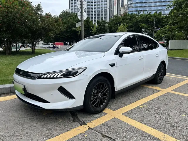 BYD Qin PLUS 2025 EV Smart Drive Edition 420KM Leading Type