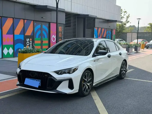 GAC Trumpchi Emkoo 2021 270T DCT J15 Edition