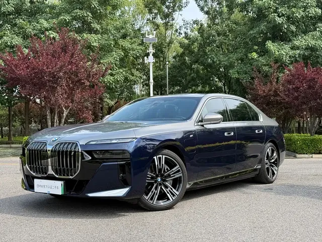 BMW i7 2023 eDrive50L Premium M Sport Package
