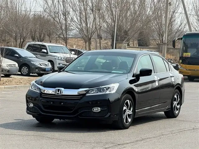 Honda Accord 2016 2.0L Elite Edition