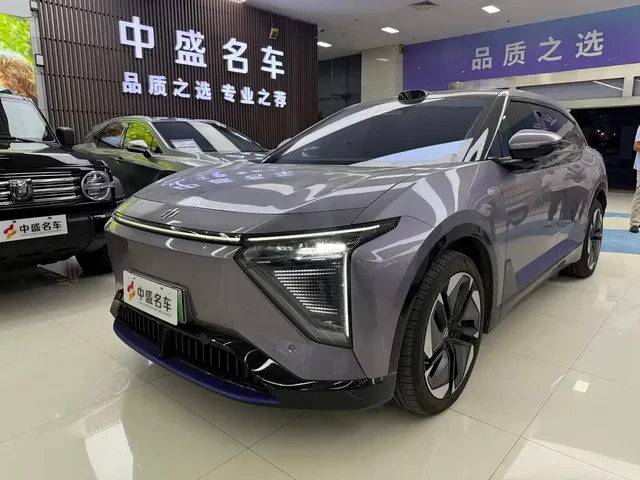 HiPhi Y 2023 560km Elite Edition