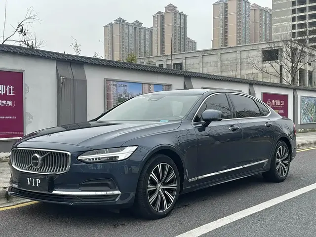 Volvo S90 2023 B5 Intelligent Comfort Luxury Edition