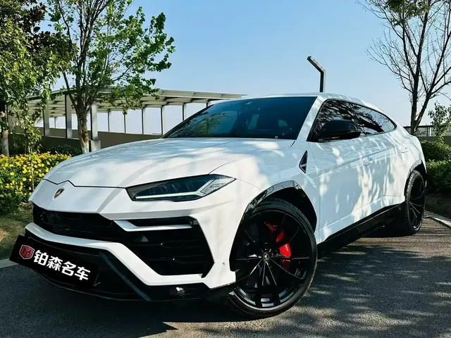 Lamborghini Urus 2021 4.0T V8