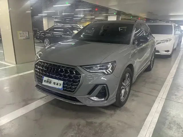 Audi Q3 2024 40 TFSI Fashion Sport
