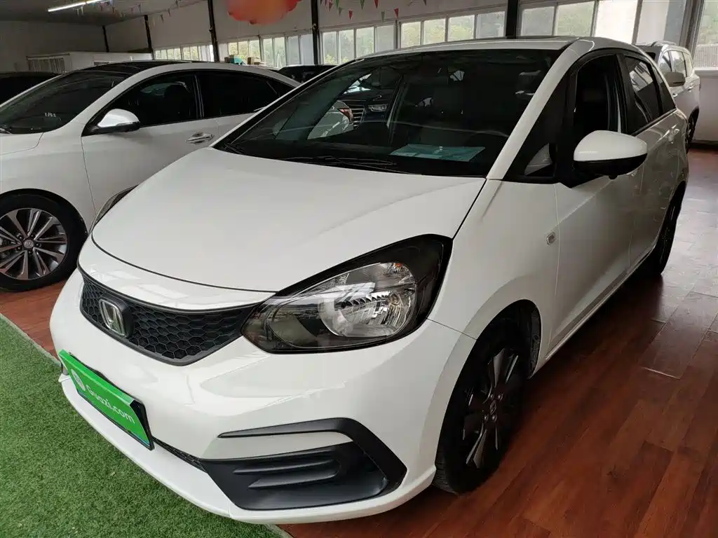 Honda Fit 2022 1.5L CVT Trend Sunroof Edition